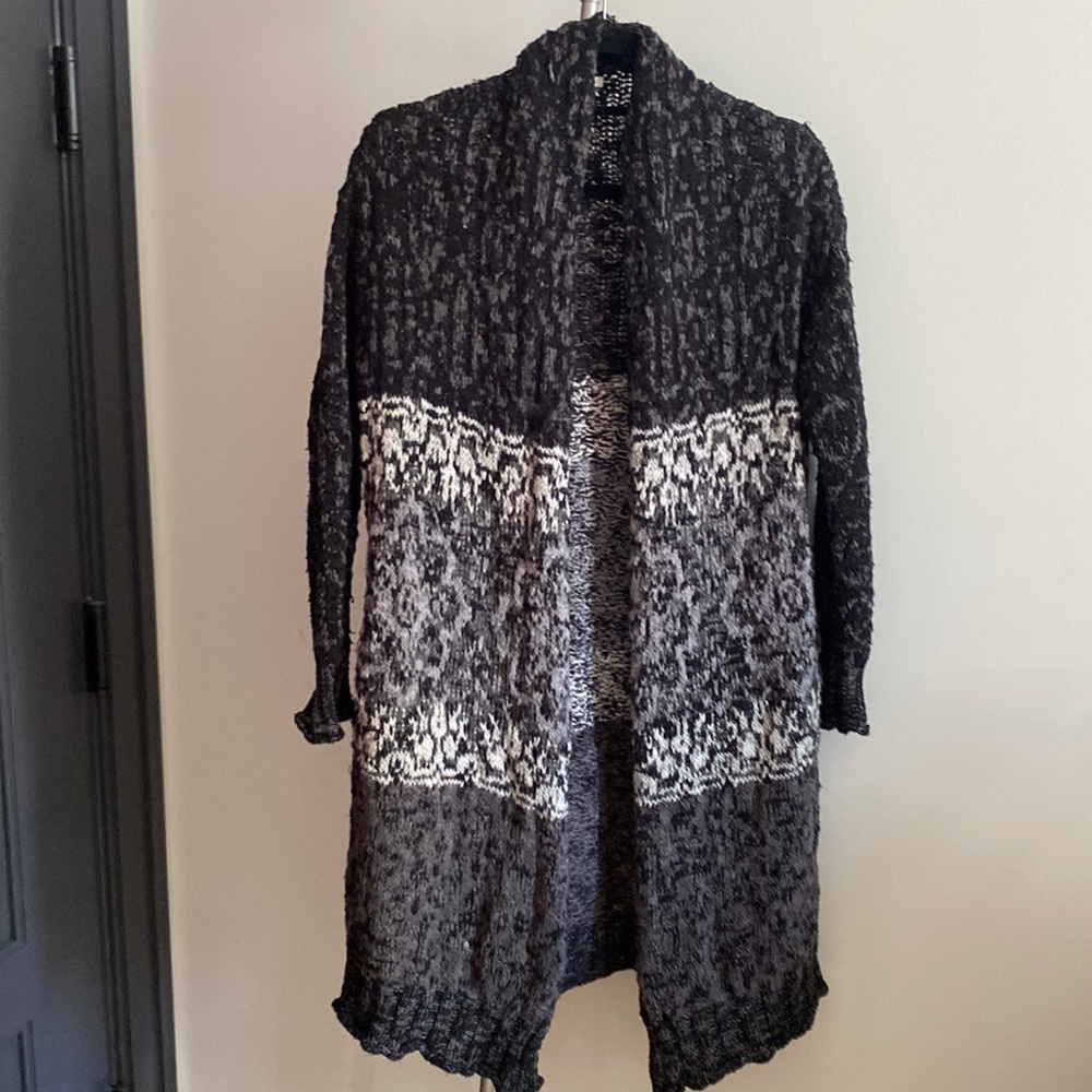 Black/grey/ white cardigan